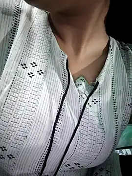 Snapshot of model_seela chatting on March 23, 2026, 3:27 pm model seela online show from March 23, 2026, 3:27 pm