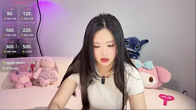 Snapshot of anan_2121 chatting on April 1, 2026, 1:52 pm anan 2121 online show from April 1, 2026, 1:52 pm