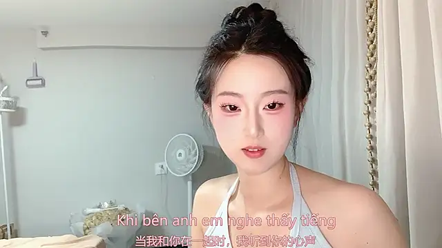 Snapshot of 1X-yiyi chatting on May 30, 2026, 12:13 pm 1X-yiyi online show from May 30, 2026, 12:13 pm