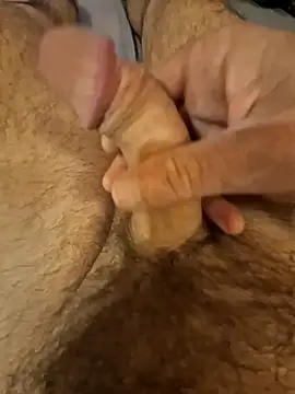 Titytwister30 online show from April 7, 2026, 12:00 am