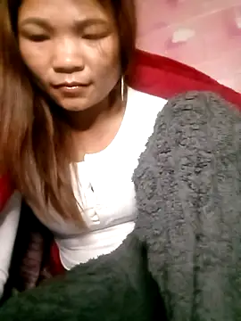 maymay121 online show from April 26, 2026, 10:40 pm