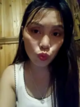 Snapshot of Abi-ni chatting on May 4, 2026, 12:56 pm Abi-ni online show from May 4, 2026, 12:56 pm