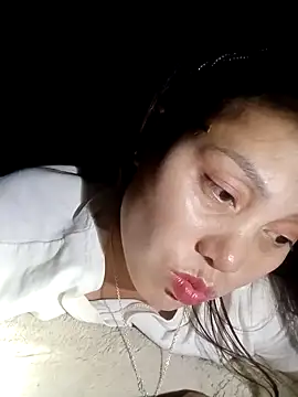 Snapshot of Abi-ni chatting on May 5, 2026, 1:30 pm Abi-ni online show from May 5, 2026, 1:30 pm