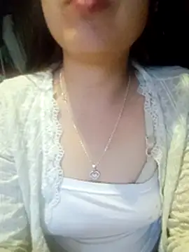 Snapshot of Abi-ni chatting on May 9, 2026, 10:20 am Abi-ni online show from May 9, 2026, 10:20 am