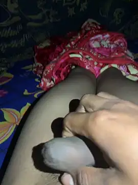 CurtLactose online show from April 17, 2026, 7:44 am