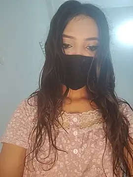 Snapshot of Candyy_crushh chatting on July 5, 2026, 4:25 pm Candyy crushh online show from July 5, 2026, 4:25 pm