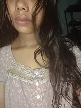 Snapshot of Candyy_crushh chatting on July 13, 2026, 8:55 pm Candyy crushh online show from July 13, 2026, 8:55 pm