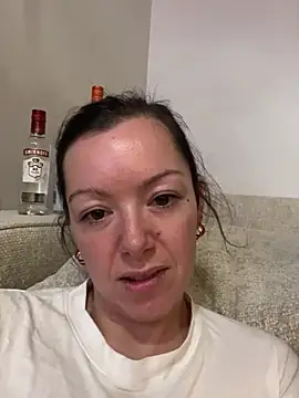 Snapshot of fucklyweds chatting on July 12, 2026, 11:51 pm fucklyweds online show from July 12, 2026, 11:51 pm