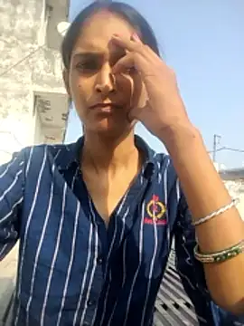 Snapshot of Sonam_y chatting on March 18, 2026, 4:48 am Sonam y online show from March 18, 2026, 4:48 am