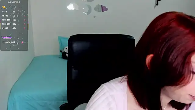 laurita Olssen27 online show from April 14, 2026, 1:39 pm