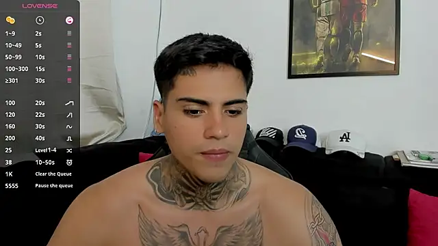sweetlatinoboy online show from March 20, 2026, 7:52 pm