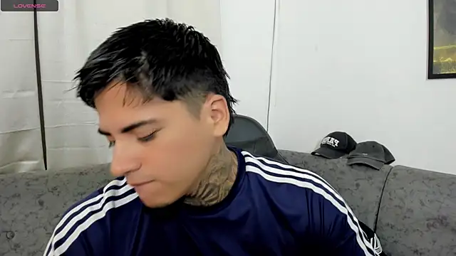 Snapshot of sweetlatinoboy chatting on July 25, 2026, 9:40 am sweetlatinoboy online show from July 25, 2026, 9:40 am
