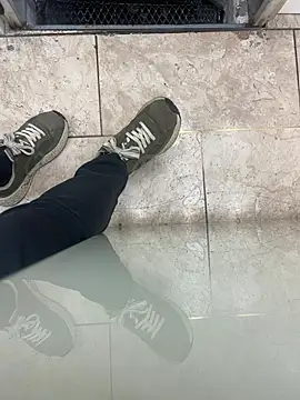 domyro online show from March 27, 2026, 6:29 pm