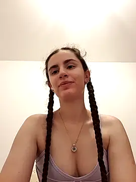 starlight mo online show from June 9, 2026, 3:01 pm
