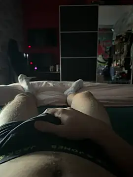 Snapshot of Skinny21ans chatting on March 16, 2026, 4:44 pm Skinny21ans online show from March 16, 2026, 4:44 pm