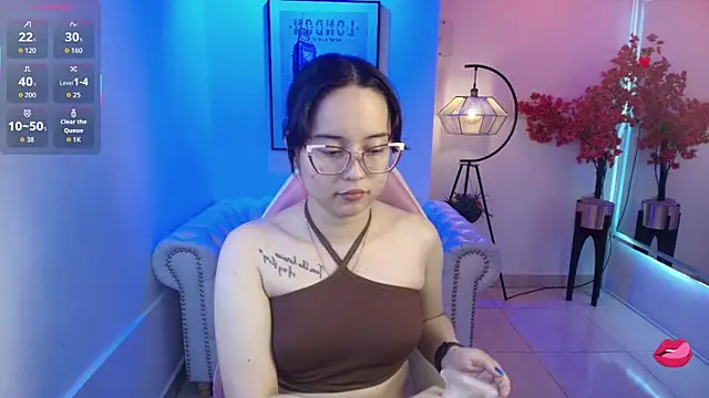 Shady bug online show from April 28, 2026, 8:14 pm