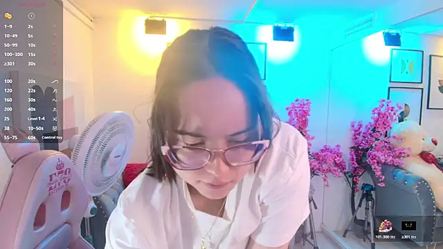 Shady bug online show from June 30, 2026, 7:37 pm