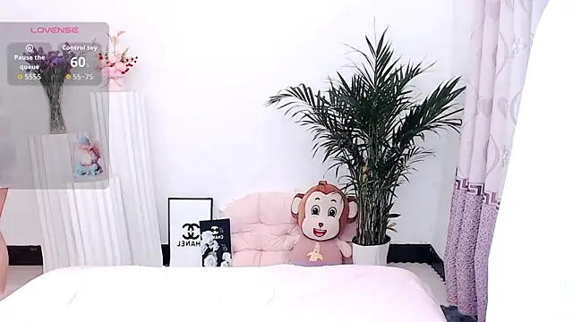 Evelyn-007 online show from March 30, 2026, 5:41 am