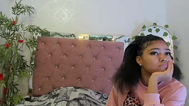 Alaia2 online show from April 23, 2026, 12:15 pm
