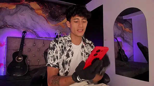 MaxiimoRomano  online show from April 28, 2026, 1:16 pm