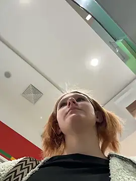Snapshot of NinaParri chatting on April 26, 2026, 3:04 am NinaParri online show from April 26, 2026, 3:04 am
