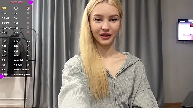 Snapshot of MelissaEvenns chatting on May 28, 2026, 1:19 pm MelissaEvenns online show from May 28, 2026, 1:19 pm