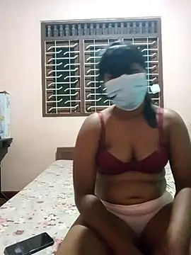 Snapshot of honeyi_babe chatting on March 28, 2026, 6:51 pm honeyi babe online show from March 28, 2026, 6:51 pm