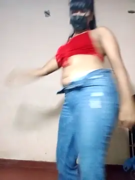 Snapshot of honeyi_babe chatting on April 30, 2026, 7:53 pm honeyi babe online show from April 30, 2026, 7:53 pm