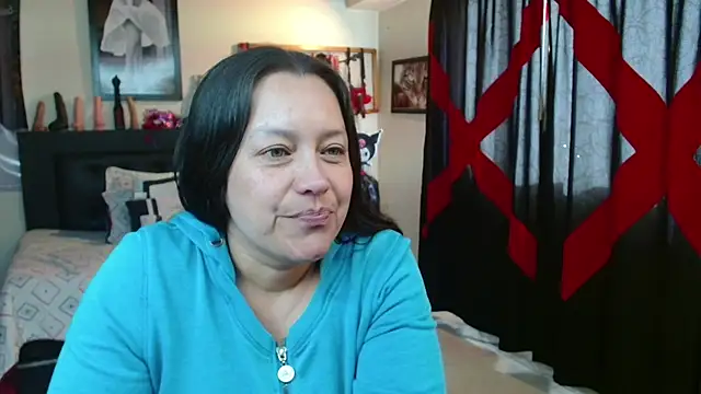 Snapshot of PenelopeSuency chatting on August 4, 2026, 1:36 pm PenelopeSuency online show from August 4, 2026, 1:36 pm
