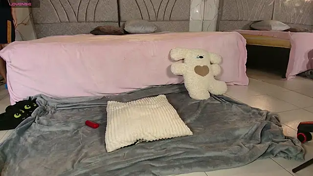 cococumps online show from May 14, 2026, 2:02 pm