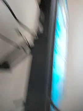 loveska4201 online show from March 18, 2026, 10:24 pm