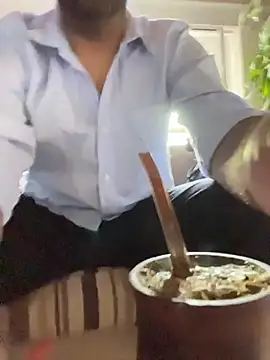 Snapshot of Can-14 chatting on March 18, 2026, 12:52 pm Can-14 online show from March 18, 2026, 12:52 pm