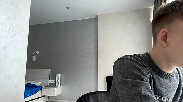 Snapshot of SoloFury chatting on April 23, 2026, 6:58 am SoloFury online show from April 23, 2026, 6:58 am