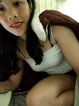 Ketyk6 online show from March 19, 2026, 10:47 pm