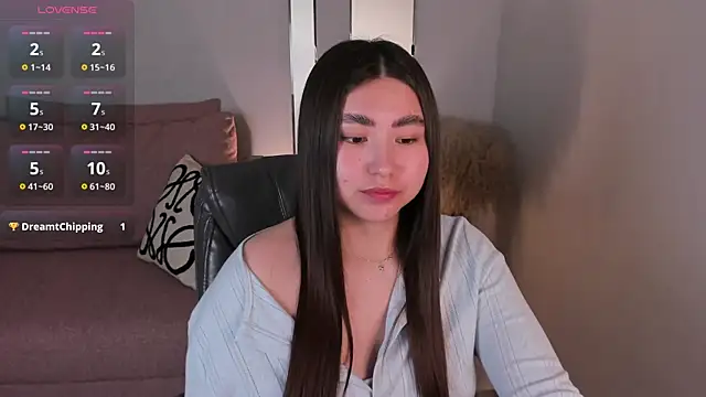 IceIcebabe  online show from April 1, 2026, 1:06 am