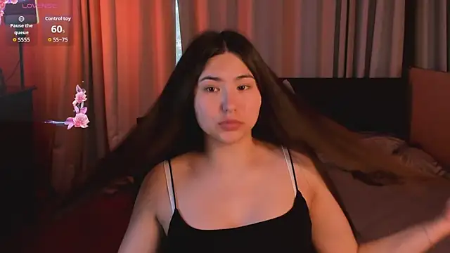 IceIcebabe  online show from June 5, 2026, 1:12 am
