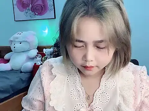 Snapshot of Nhanlu009 chatting on May 20, 2026, 1:50 pm Nhanlu009 online show from May 20, 2026, 1:50 pm