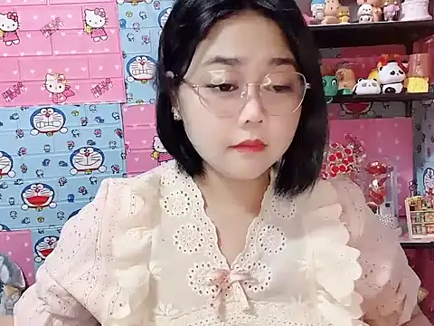 Snapshot of Nhanlu009 chatting on June 3, 2026, 2:33 pm Nhanlu009 online show from June 3, 2026, 2:33 pm