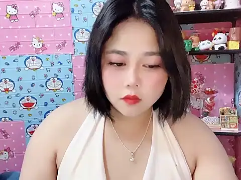 Snapshot of Nhanlu009 chatting on June 6, 2026, 12:32 pm Nhanlu009 online show from June 6, 2026, 12:32 pm