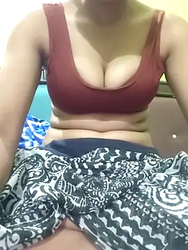 Snapshot of Lily4852 chatting on April 3, 2026, 6:17 pm Lily4852 online show from April 3, 2026, 6:17 pm