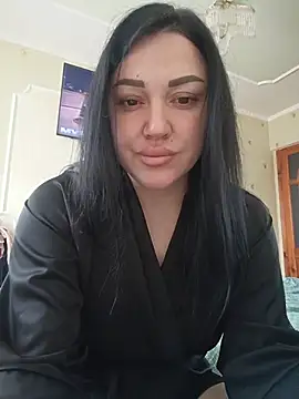 Snapshot of Elsie-Nora chatting on May 21, 2026, 6:31 am Elsie-Nora online show from May 21, 2026, 6:31 am