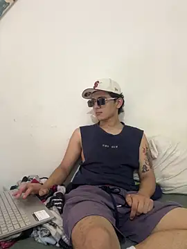 Snapshot of Hazhitr chatting on March 20, 2026, 1:54 am Hazhitr online show from March 20, 2026, 1:54 am