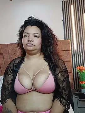 Lara Seduce online show from May 26, 2026, 1:34 am