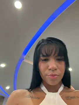 Snapshot of MonserratJons01 chatting on May 24, 2026, 2:55 pm MonserratJons01 online show from May 24, 2026, 2:55 pm