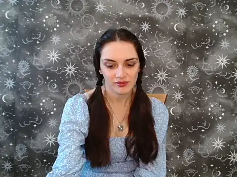 Snapshot of RoxiCherry chatting on April 14, 2026, 6:30 am RoxiCherry online show from April 14, 2026, 6:30 am