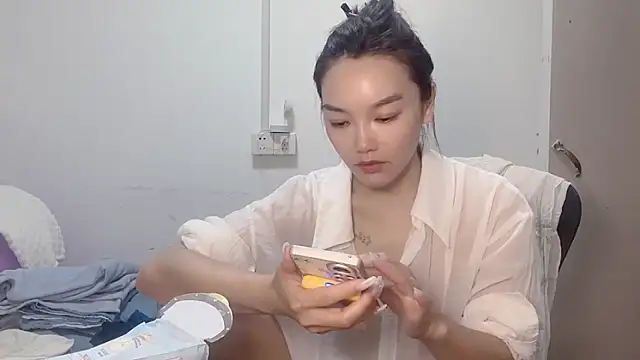 leilei998 online show from June 1, 2026, 9:11 am