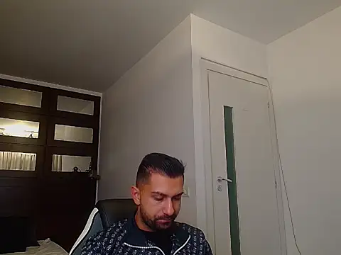 BryceReign online show from May 12, 2026, 4:09 am