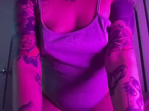 Cherrybabyxxx online show from April 3, 2026, 7:06 am