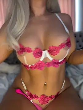 PinaColaBoom online show from July 13, 2026, 4:26 am
