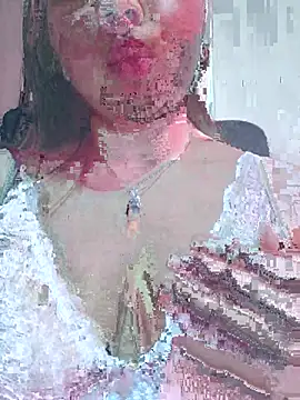 Yelii  online show from July 28, 2026, 8:52 pm